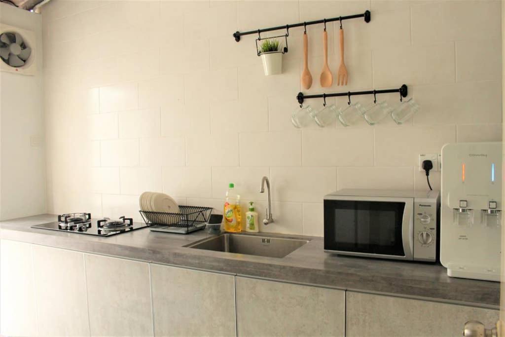 New Seaview Cozy Modern Beach House Tanjung Bungah (Penang) Exterior foto