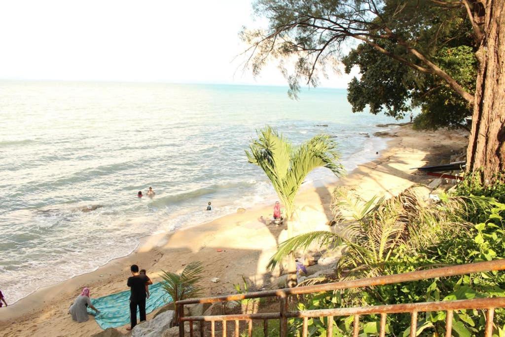 New Seaview Cozy Modern Beach House Tanjung Bungah (Penang) Exterior foto